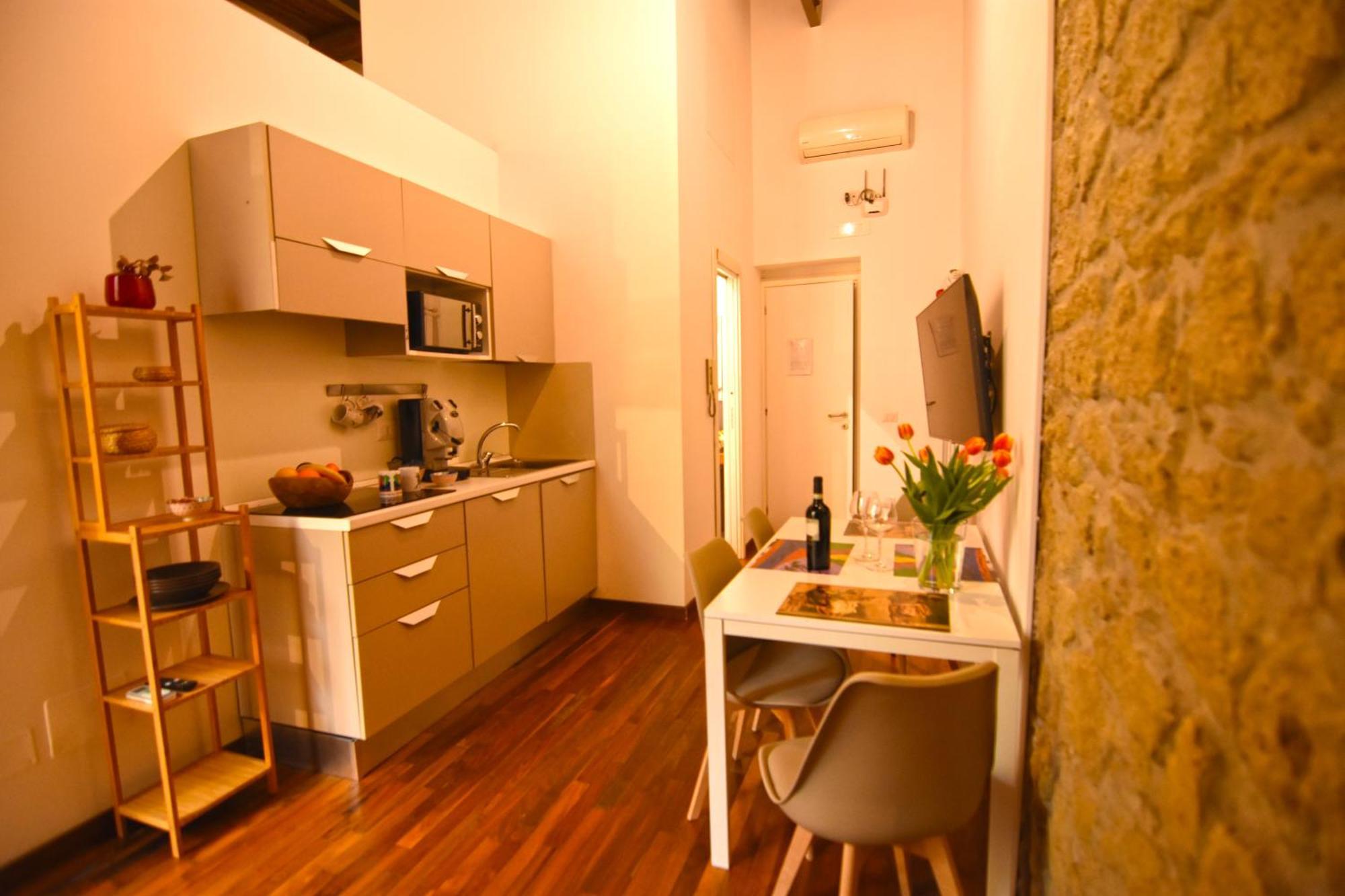 La Casa Di Apollo * Neapel